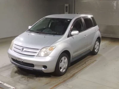 Toyota IST