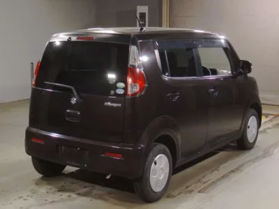 Suzuki MRWAGON