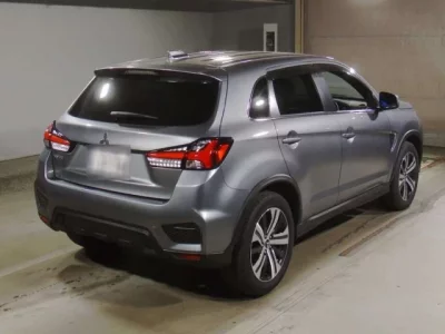 Mitsubishi RVR