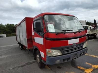 Toyota DYNA