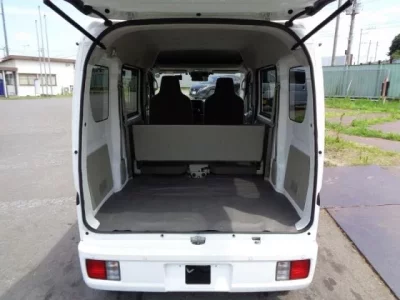 Nissan CLIPPER VAN