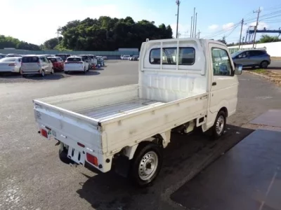 Nissan CLIPPER TRUCK