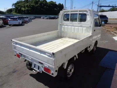 Nissan CLIPPER TRUCK