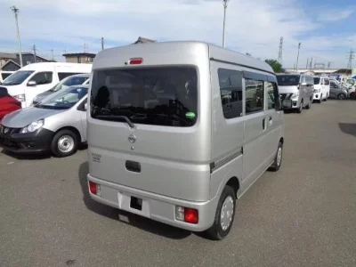 Nissan CLIPPER VAN