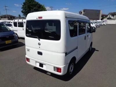 Nissan CLIPPER VAN