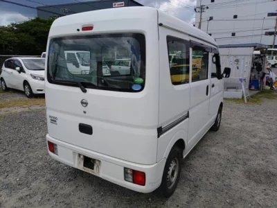 Nissan CLIPPER VAN