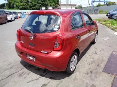 Nissan MARCH