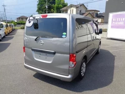 Nissan NV200