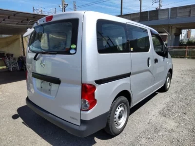 Nissan NV200