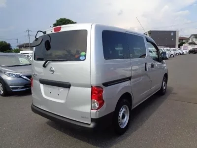 Nissan NV200