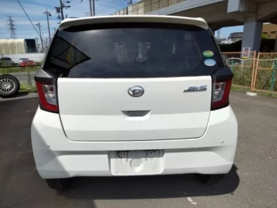 Daihatsu MIRA E S