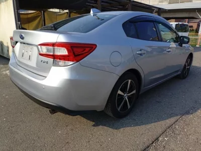 Subaru IMPREZA G4