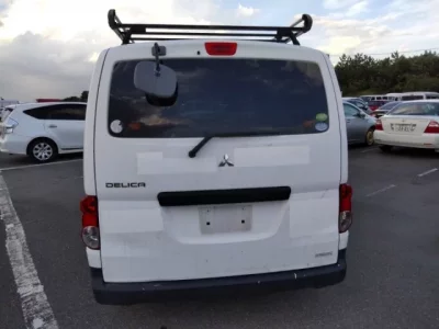 Mitsubishi DELICA
