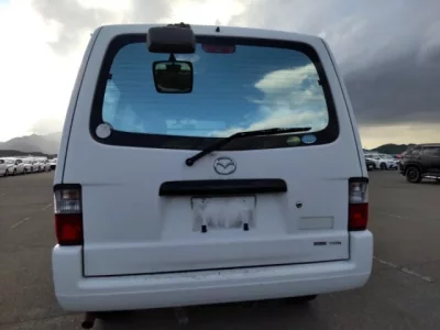 Mazda BONGO VAN