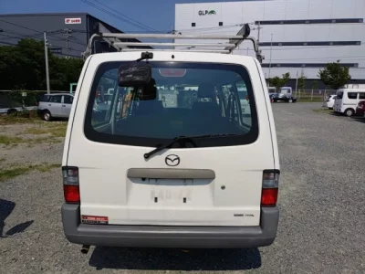 Mazda BONGO VAN