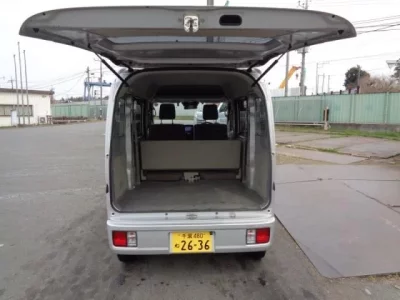 Nissan CLIPPER VAN