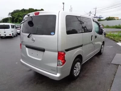 Nissan NV200