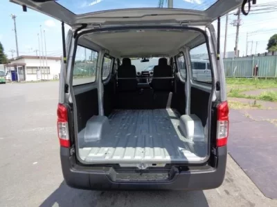 Nissan CARAVAN VAN