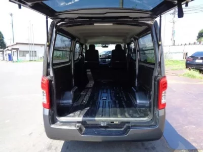 Nissan CARAVAN VAN