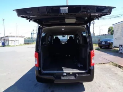 Nissan CARAVAN VAN