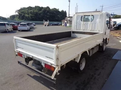 Nissan ATLAS
