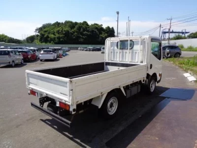 Nissan ATLAS