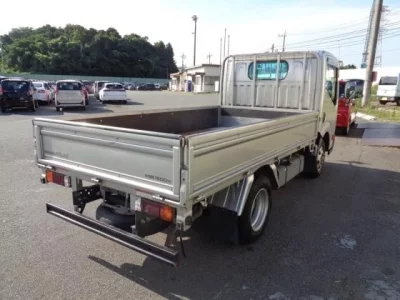 Nissan ATLAS