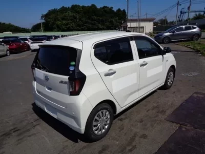 Daihatsu MIRA E S