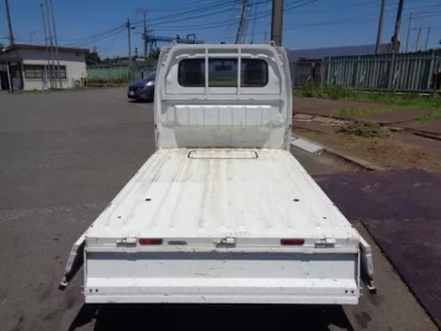 Nissan CLIPPER TRUCK