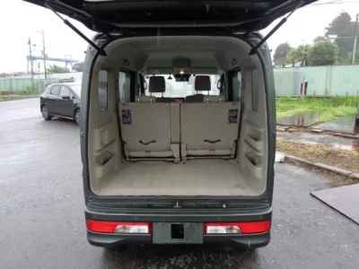 Nissan CLIPPER RIO