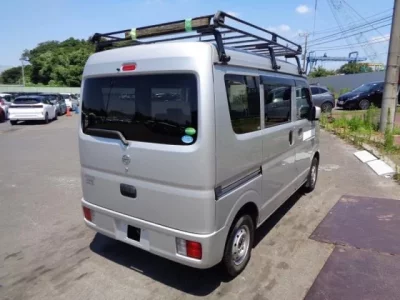 Nissan CLIPPER VAN