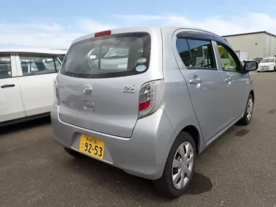 Daihatsu MIRA E S