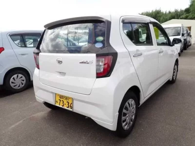 Daihatsu MIRA E S
