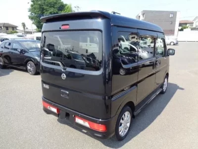 Nissan CLIPPER RIO