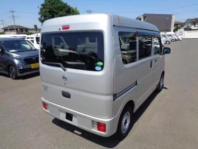 Nissan CLIPPER VAN