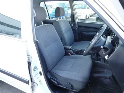 Toyota CROWN COMFORT