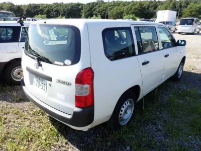 Toyota SUCCEED