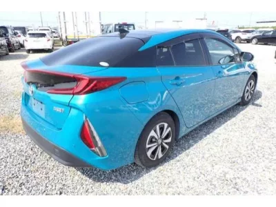Toyota PRIUS PHV