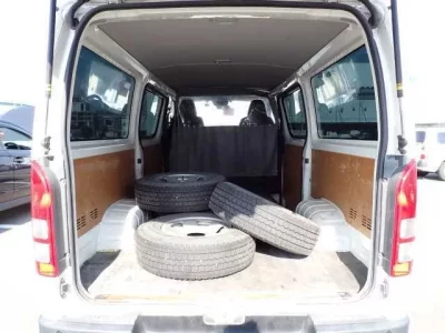 Toyota REGIUS ACE VAN