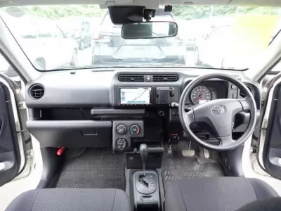 Toyota SUCCEED