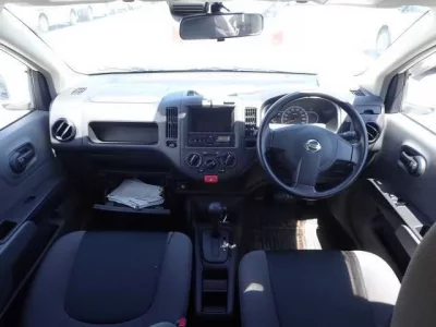 Nissan AD