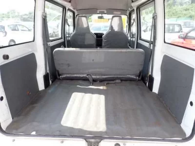 Nissan CLIPPER VAN