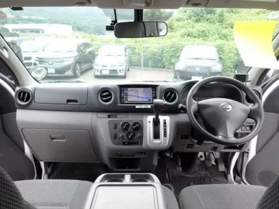 Nissan CARAVAN VAN
