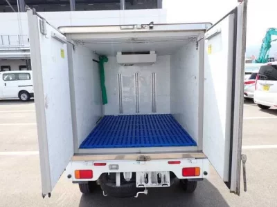 Nissan CLIPPER TRUCK