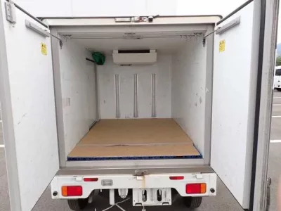 Nissan CLIPPER TRUCK