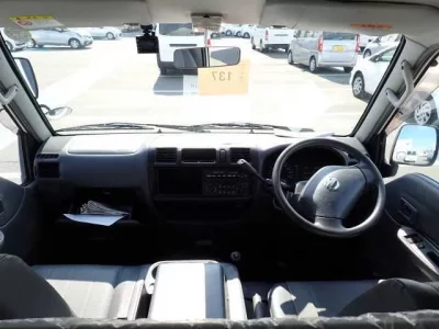 Nissan VANETTE VAN