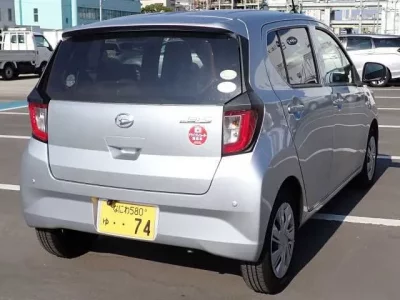 Daihatsu MIRA E S