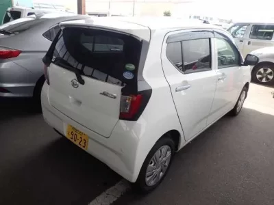 Daihatsu MIRA E S