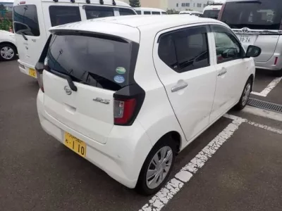 Daihatsu MIRA E S