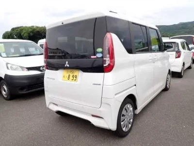 Mitsubishi EK SPACE